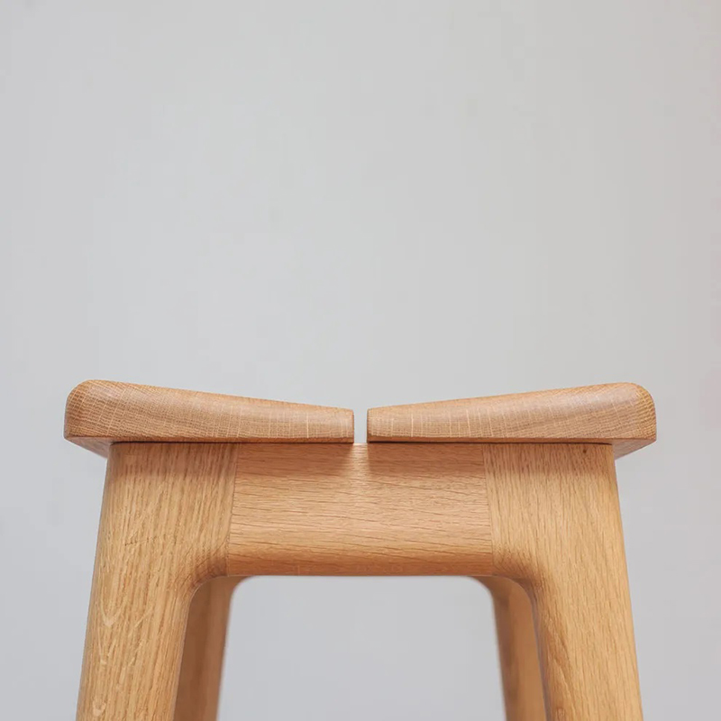 Ghế bar Stool 2 mặt ngồi gỗ Tần Bì GB299