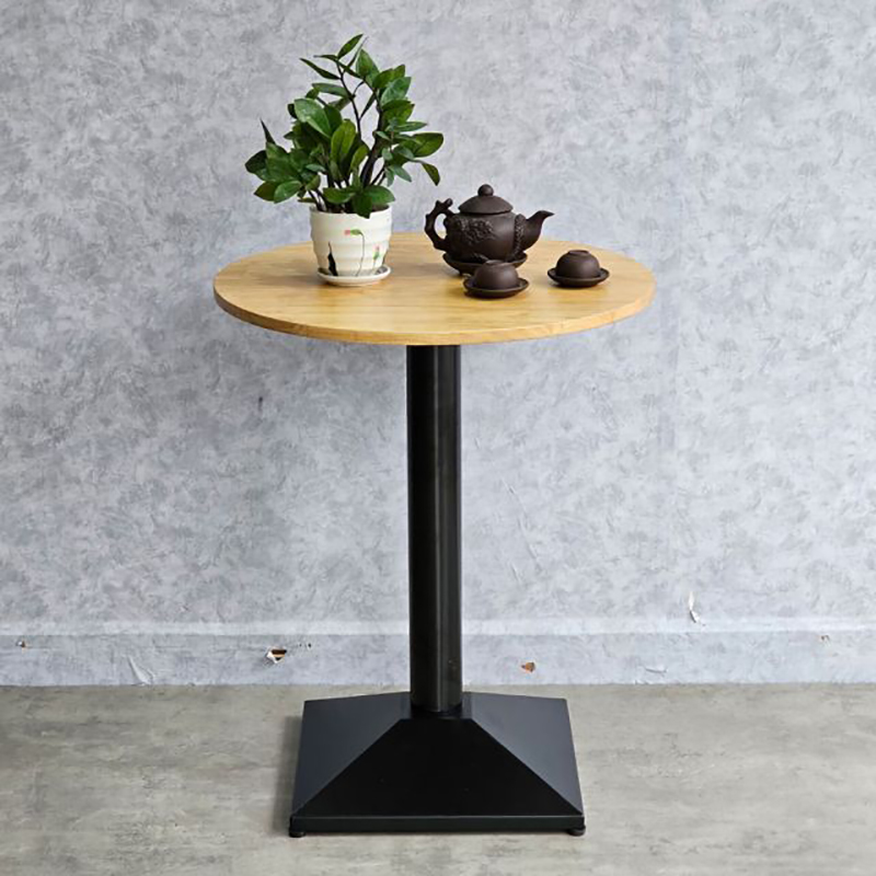 Bàn cafe tròn hệ khung sắt dày dặt mặt bàn gỗ GC685