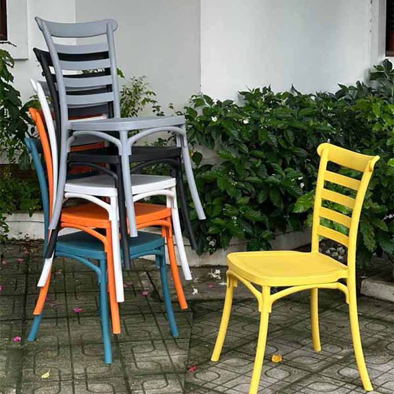 Ghế nhựa đúc Bistro nhập khẩu nguyên chiếc GC290