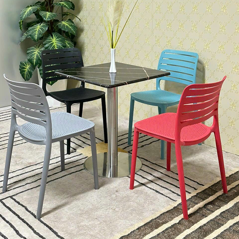 Ghế nhựa đúc nguyên khối SANKYO lưng sọc ngang GC262