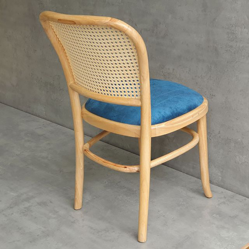 Ghế Thonet gỗ sồi bọc nệm vải nhung lưng lưới đan mây mắt cáo GC557