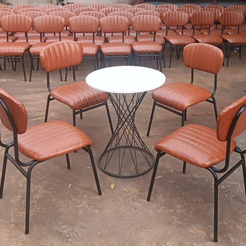 Bộ bàn ghế cafe nệm da chân sắt cao cấp GC856