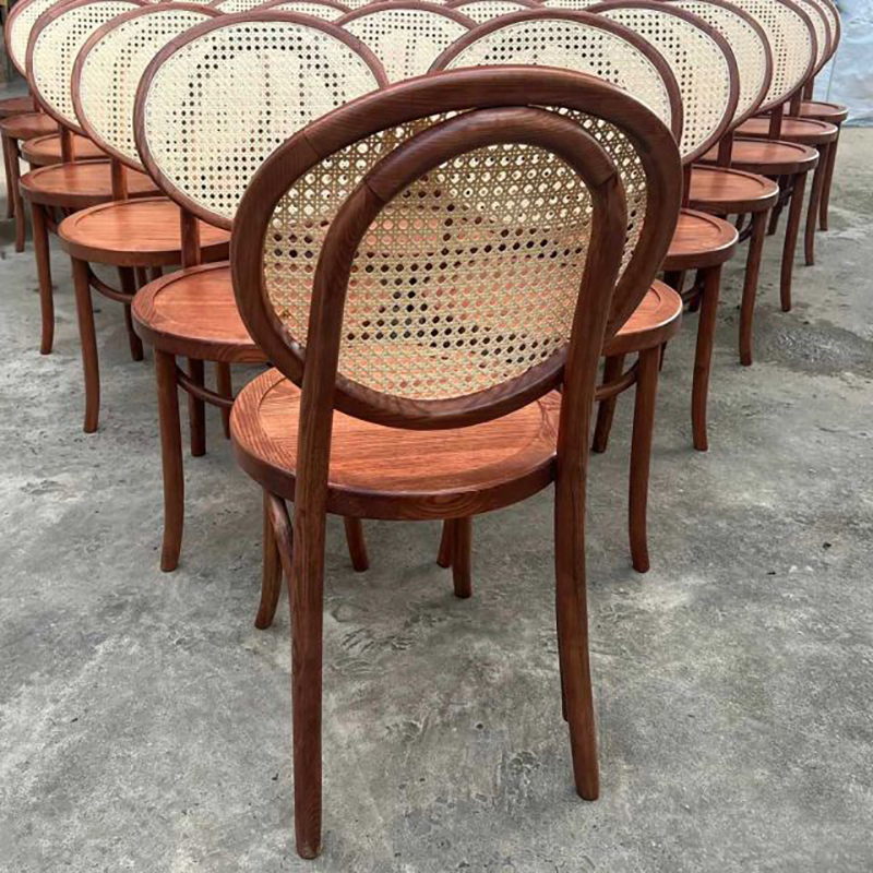 Ghế Thonet mặt trăng khung gỗ tần bì Ash lưng lưới đan mây mắt cáo GC833