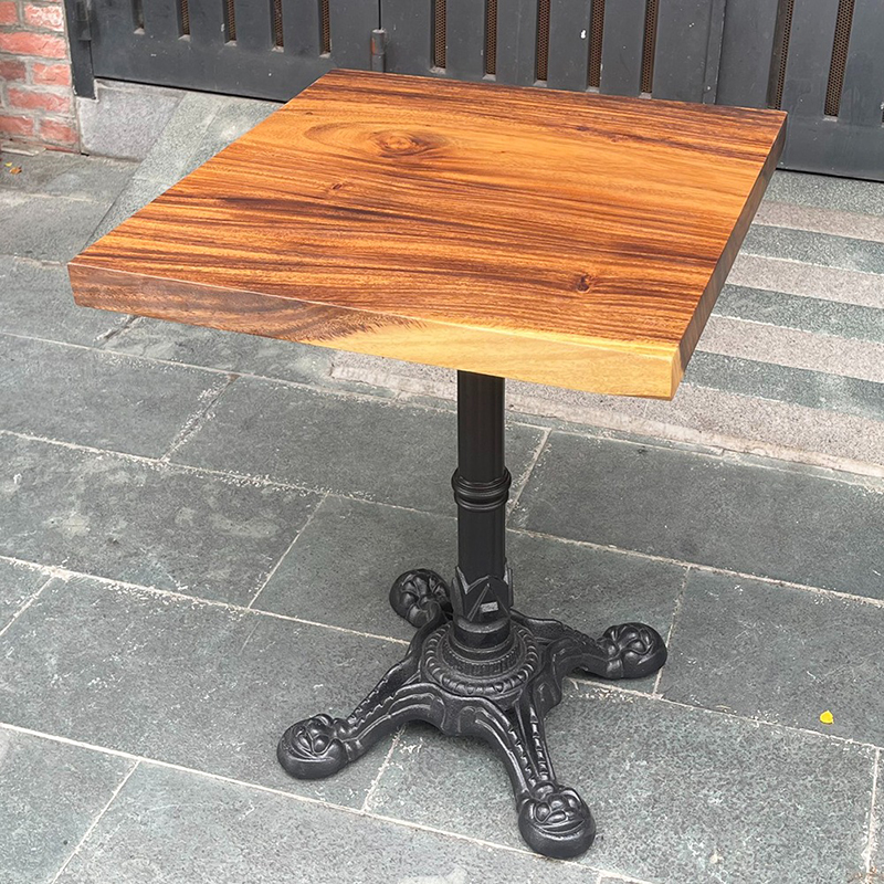 Bàn cafe vuông gỗ Me Tây chân gang mỹ nghệ hình rùa ống GC609