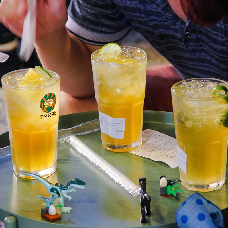 Bàn sắt Gladom cho quán trà chanh, quán cafe, trà sữa GC580