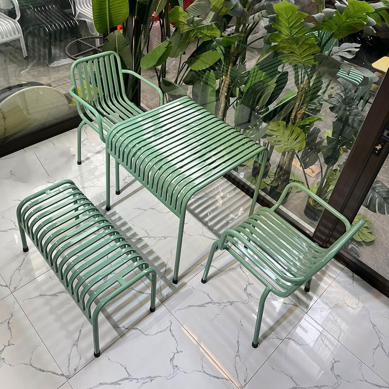 Bộ bàn ghế nan sắt sân vườn ngoài trời BS204