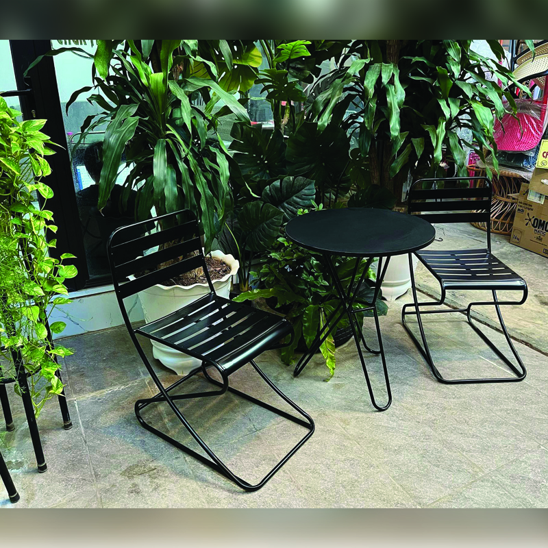 Bộ bàn ghế sắt cafe ngoài trời chịu lực tốt, độ bền cao BS307