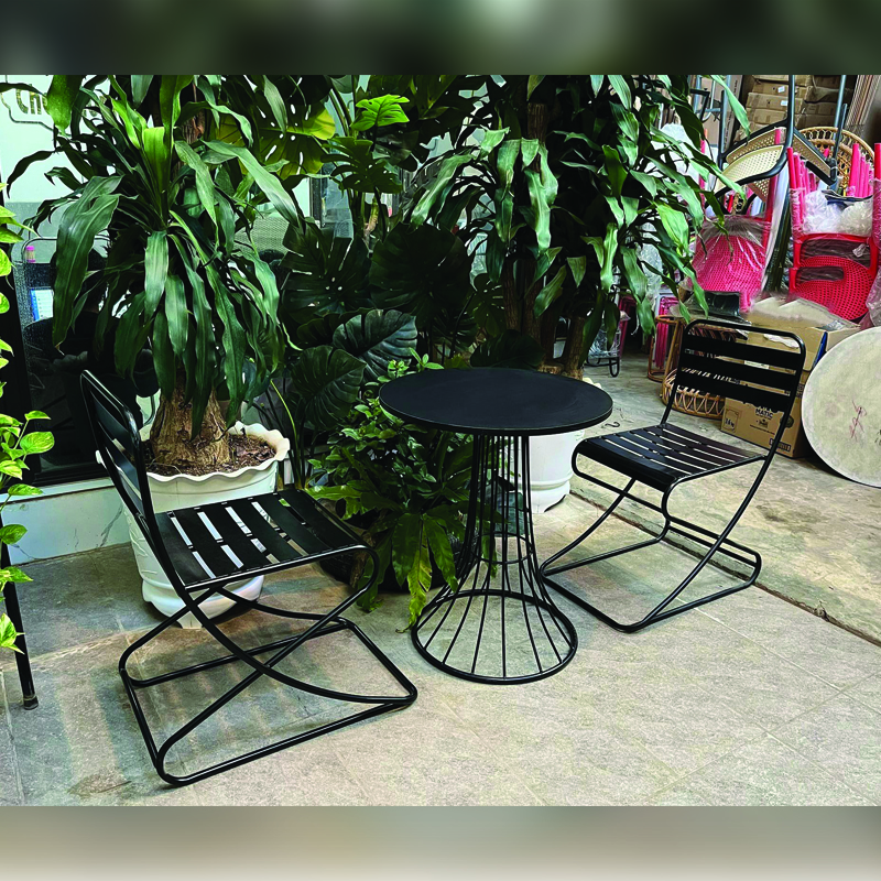 Bộ bàn ghế sắt cafe ngoài trời chịu lực tốt, độ bền cao BS307