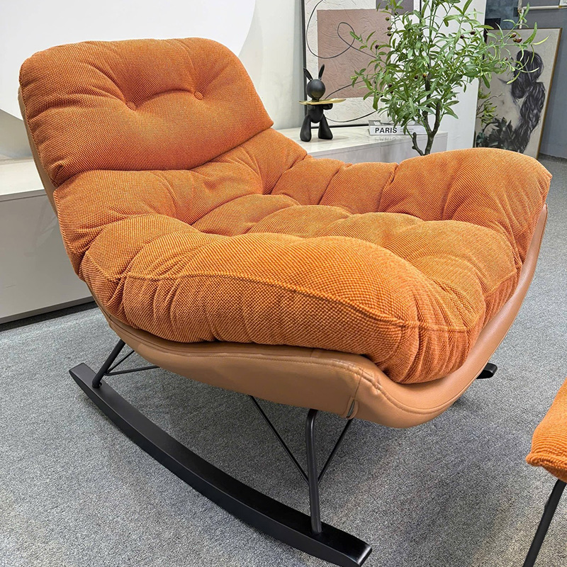 Ghế thư giãn bập bênh kèm đôn gác chân một điểm nhấn đẳng cấp cho ngôi nhà GG313