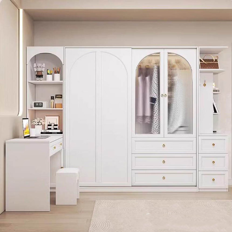  Tủ quần áo gỗ tiện ích thiết kế kịch trần TQ672