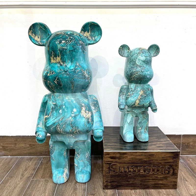 Tượng gấu mô hình trưng bày Bearbrick Bling TU038