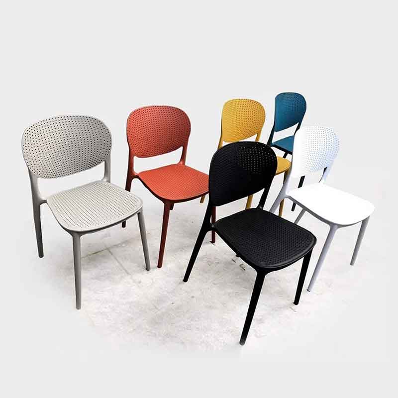 Ghế nhựa đúc lỗ lưng tròn HOL SANKYO GC255