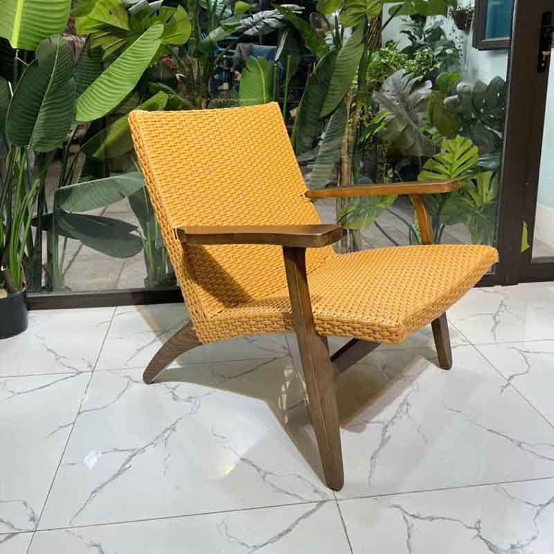 Ghế khung gỗ sồi kết hợp nệm mây nhựa BM515