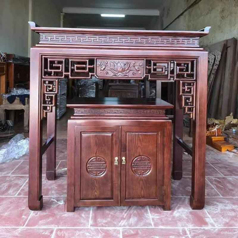 Bàn thờ gia tiên gỗ sồi kích thước chuẩn phong thủy BO635